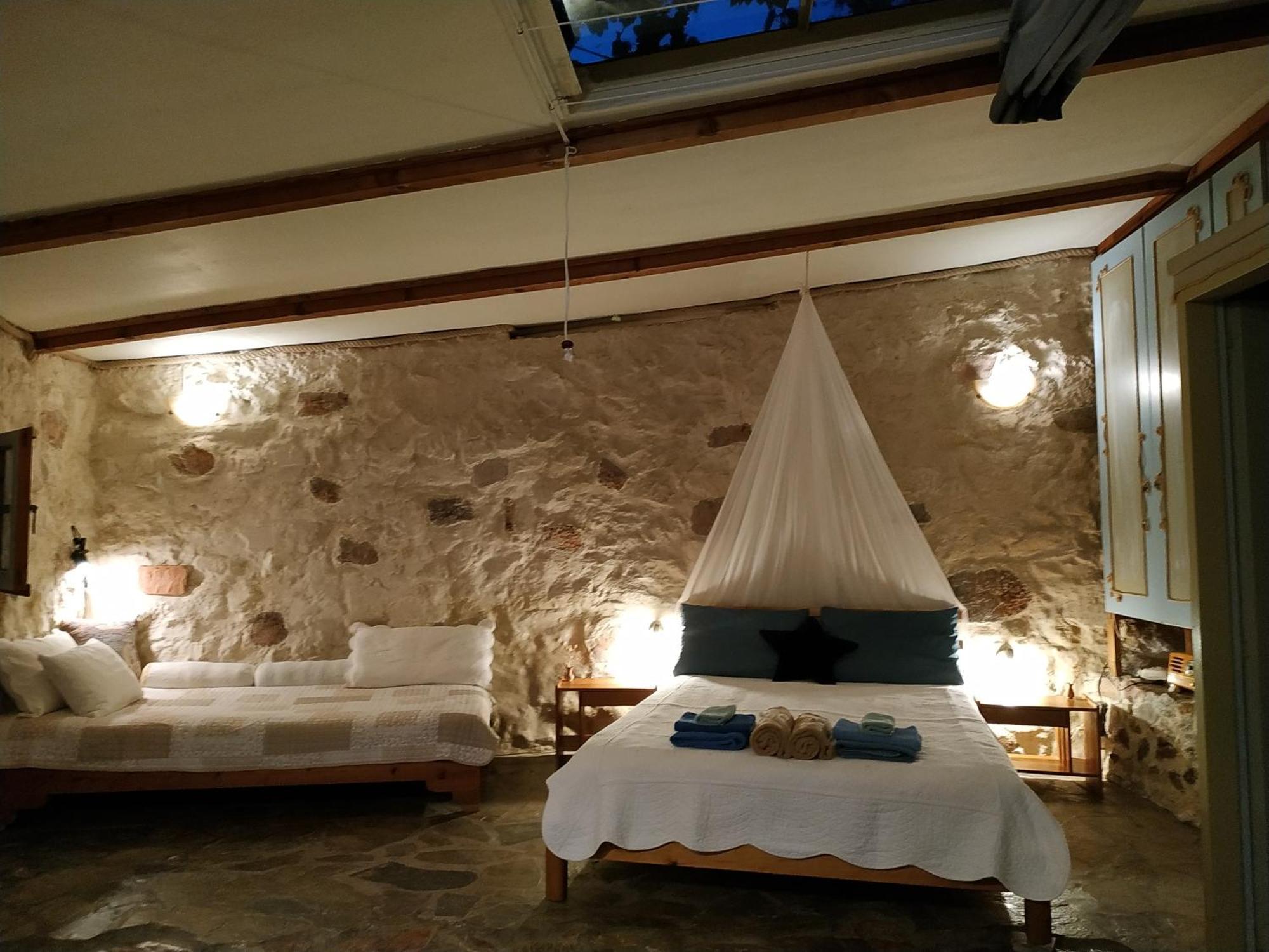 Wellanidia Cottage Skoutari Gythio Buitenkant foto
