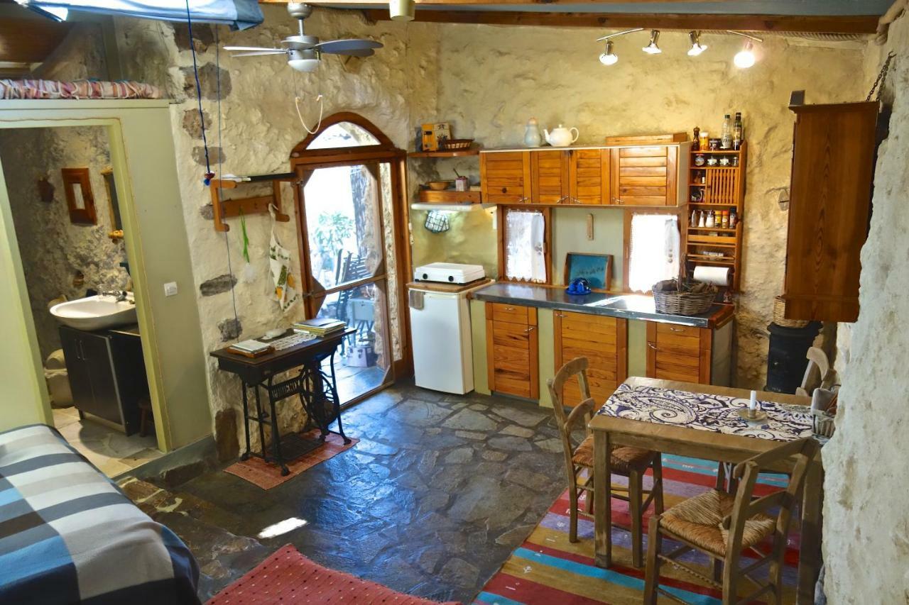 Wellanidia Cottage Skoutari Gythio Buitenkant foto